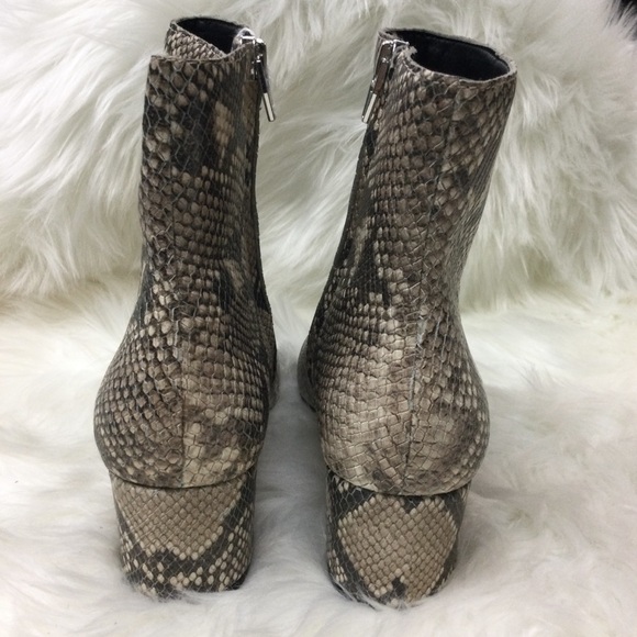 Dolce Vita Bell Ankle Boots - Snake - Size 8 - New w/o box - Picture 5 of 8
